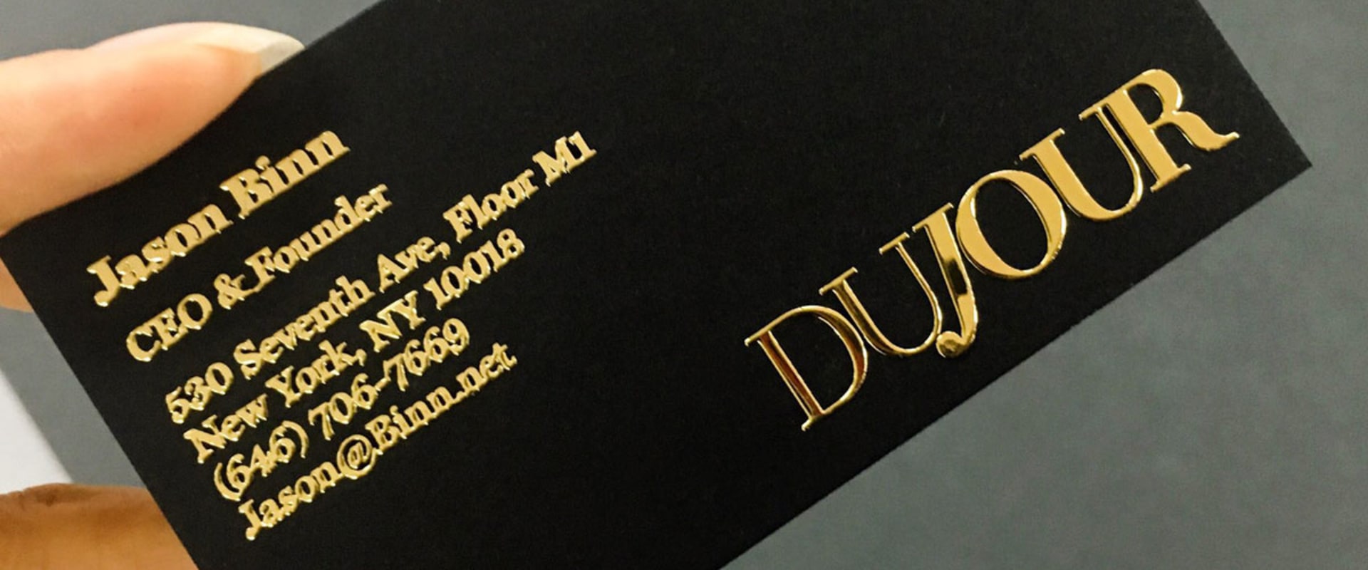 Everything You Need to Know About Foil Business Cards